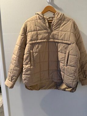 Women's Quilted Hooded Puffer Jacket in Tan